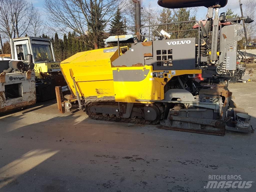Volvo TITAN 2820 Asfaltni finišeri