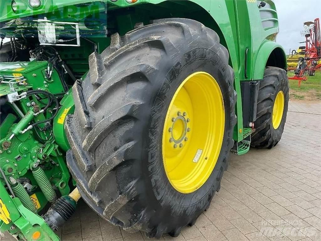 John Deere 8600 Mašine za stočnu hranu sa sopstvenim pogonom