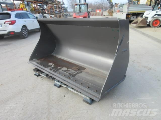 Volvo L 45 Kašike / Korpe
