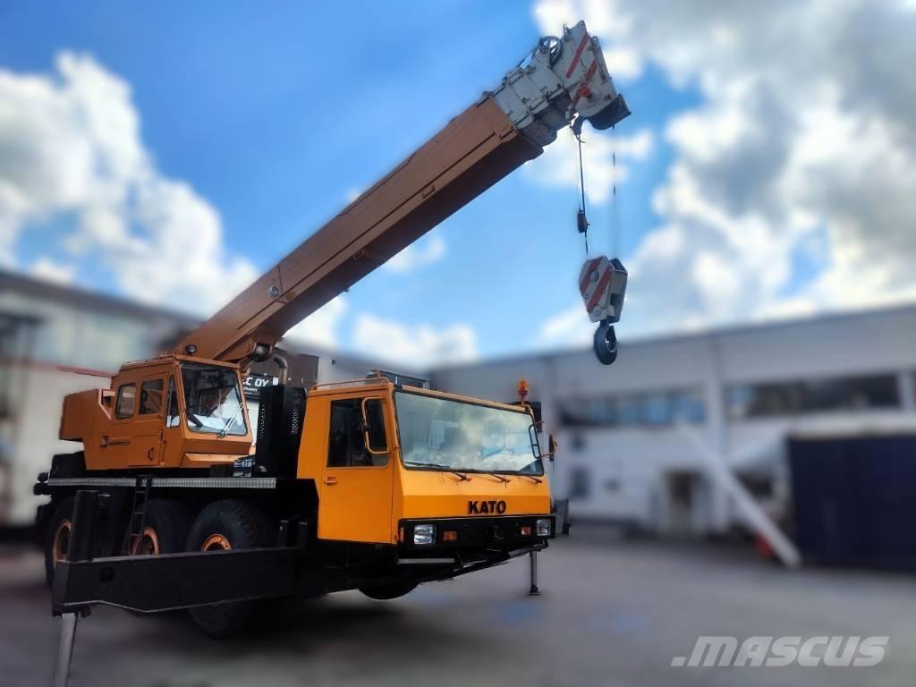 Kato KA 400 E Polovne dizalice za sve terene