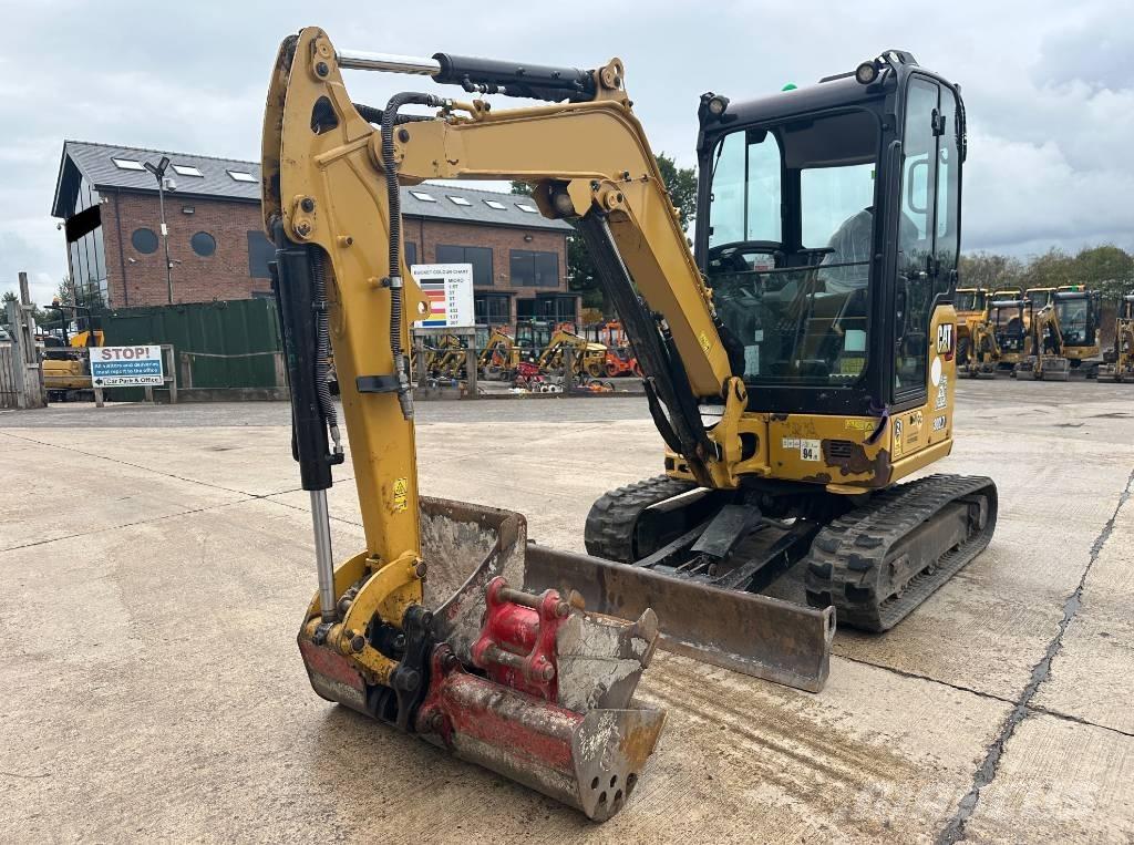 CAT 302.7 CR Mini bageri < 7t