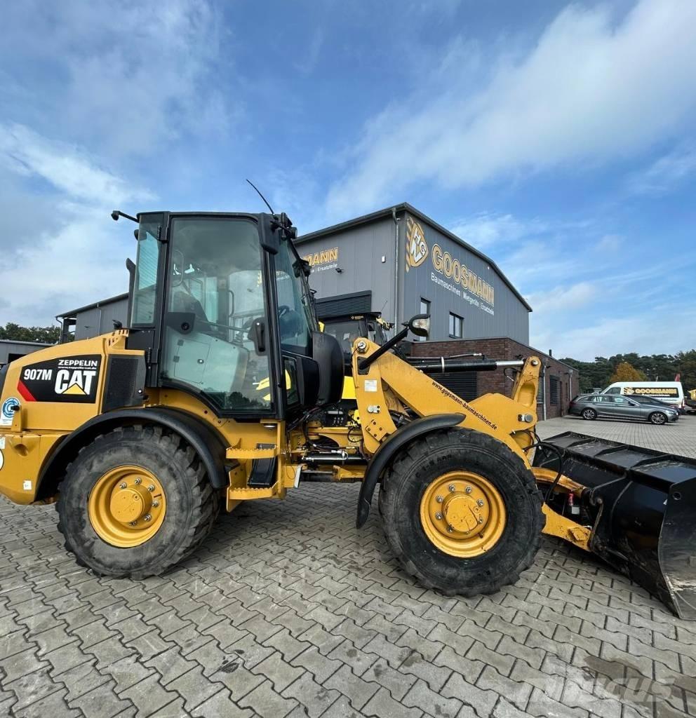 CAT 907 M Utovarivači na točkove