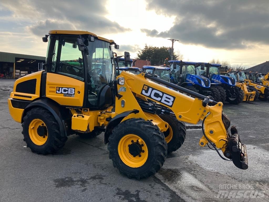 JCB TM220 Agri Poljoprivredni teleskopski utovarivači