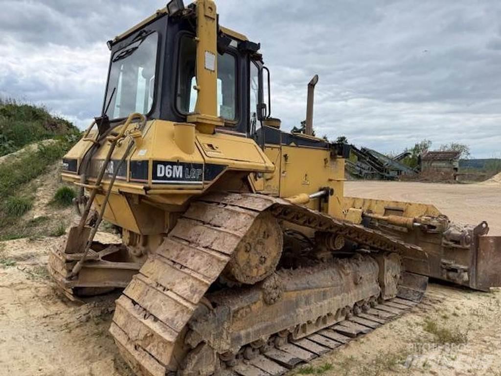 CAT D6M LGP Buldožeri guseničari