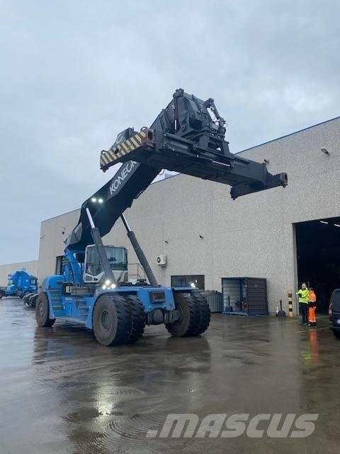 Konecranes SMV 4531 Dohvatni viljuškari