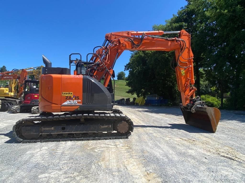 Hitachi ZX 135 US-6 Bageri guseničari
