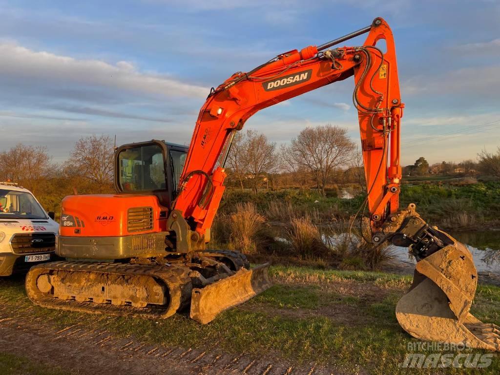 Doosan DX 85 R-3 Midi bageri 7t – 12t