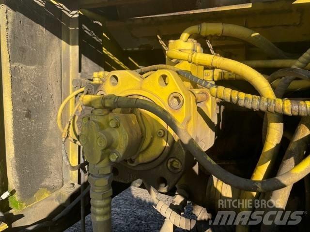 Kobelco SK 220 LC Bageri guseničari