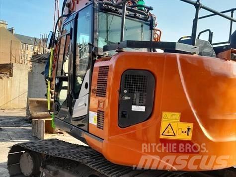 Hitachi ZX 135 US-6 Bageri guseničari