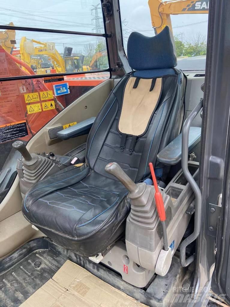 Hitachi ZX 240 Bageri guseničari