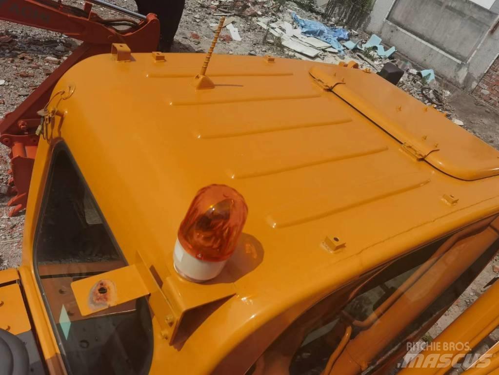 Hyundai R215VS Bageri guseničari