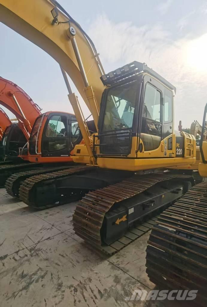 Komatsu PC 220-8 Bageri guseničari