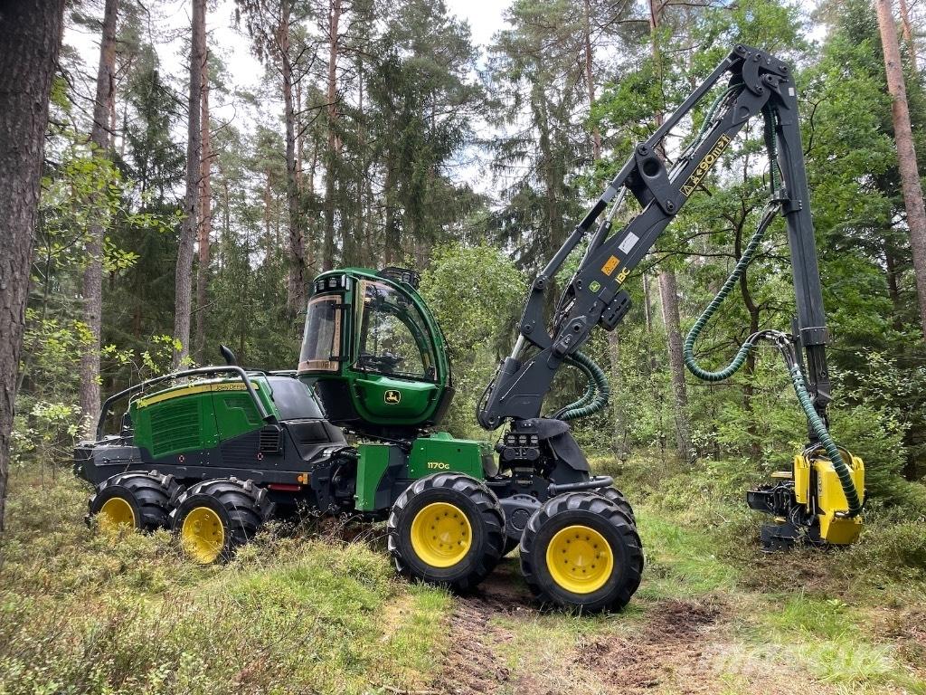 John Deere 1170G 8WD Harversteri