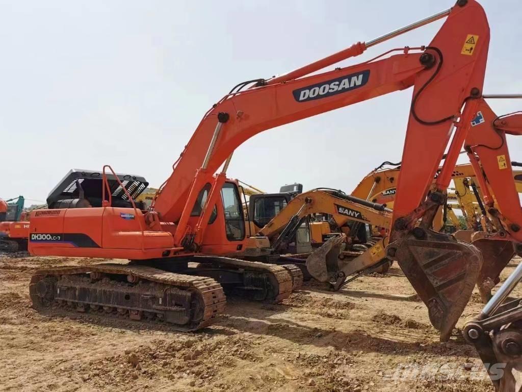 Doosan DH300LC-7 Bageri guseničari