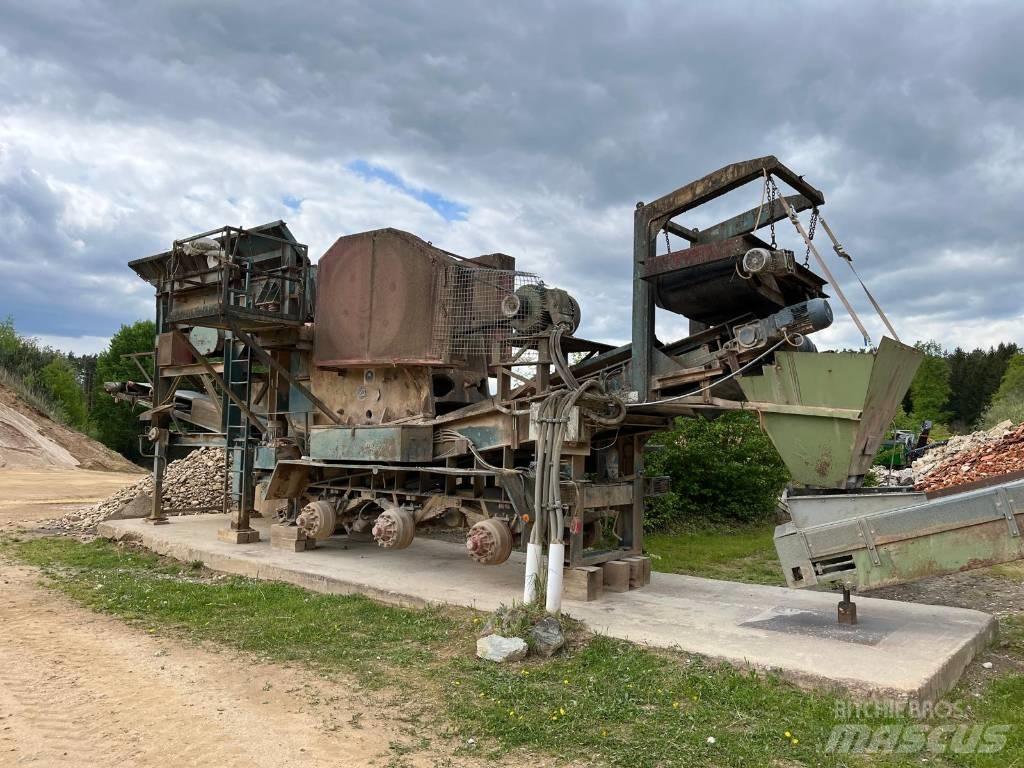  BAG Type 900 Mobilne drobilice