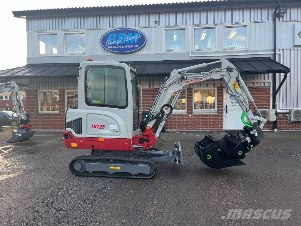 Takeuchi TB 225 Mini bageri < 7t