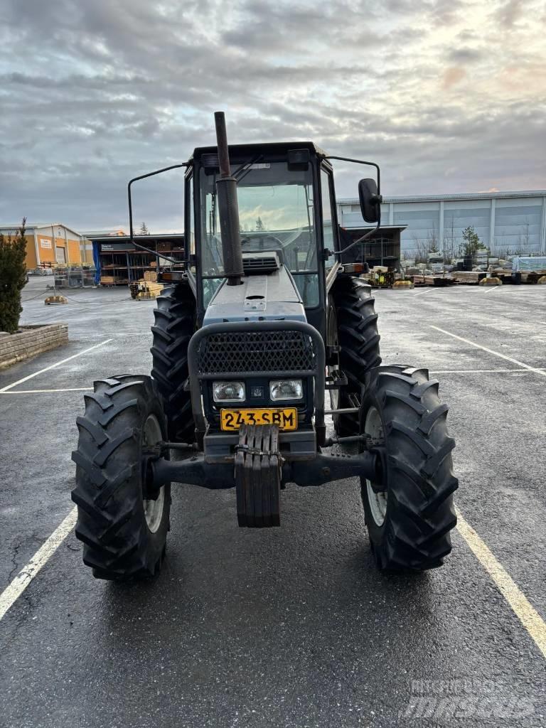 Valmet 565 Finlandia Traktori