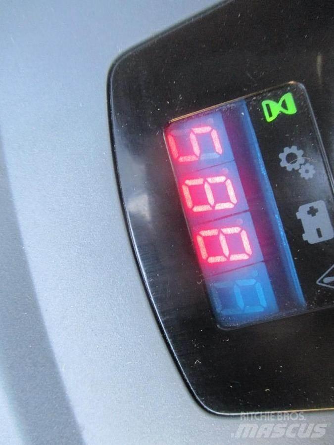 Toyota LPE 250 Nisko podizni električni viljuškar