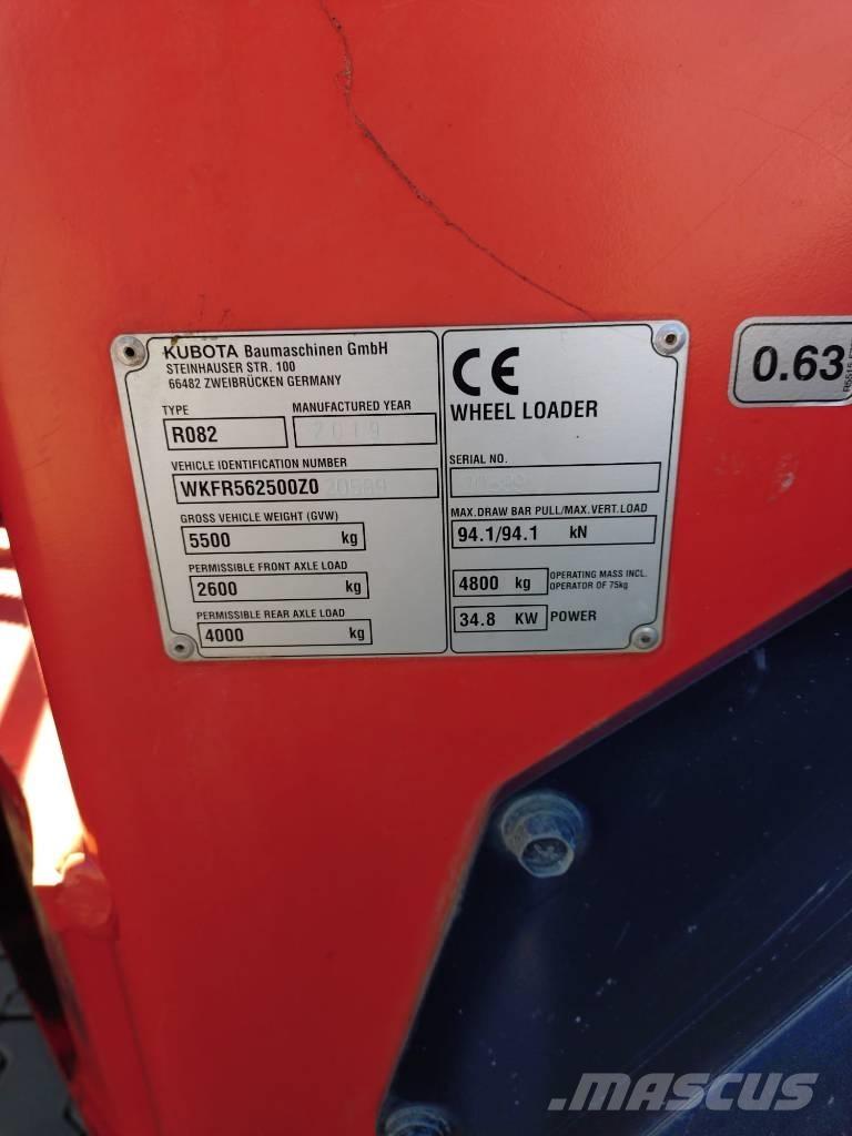 Kubota R 082 Utovarivači na točkove