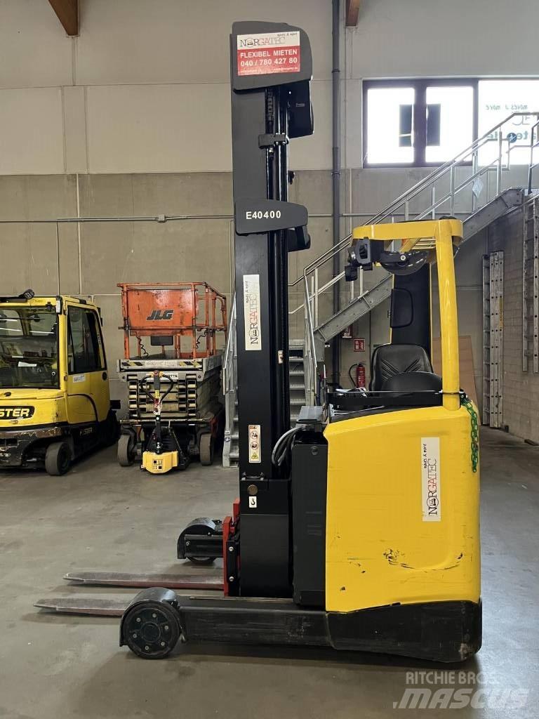 Hyster R1.6 Viljuškari sa pomičnim stupom