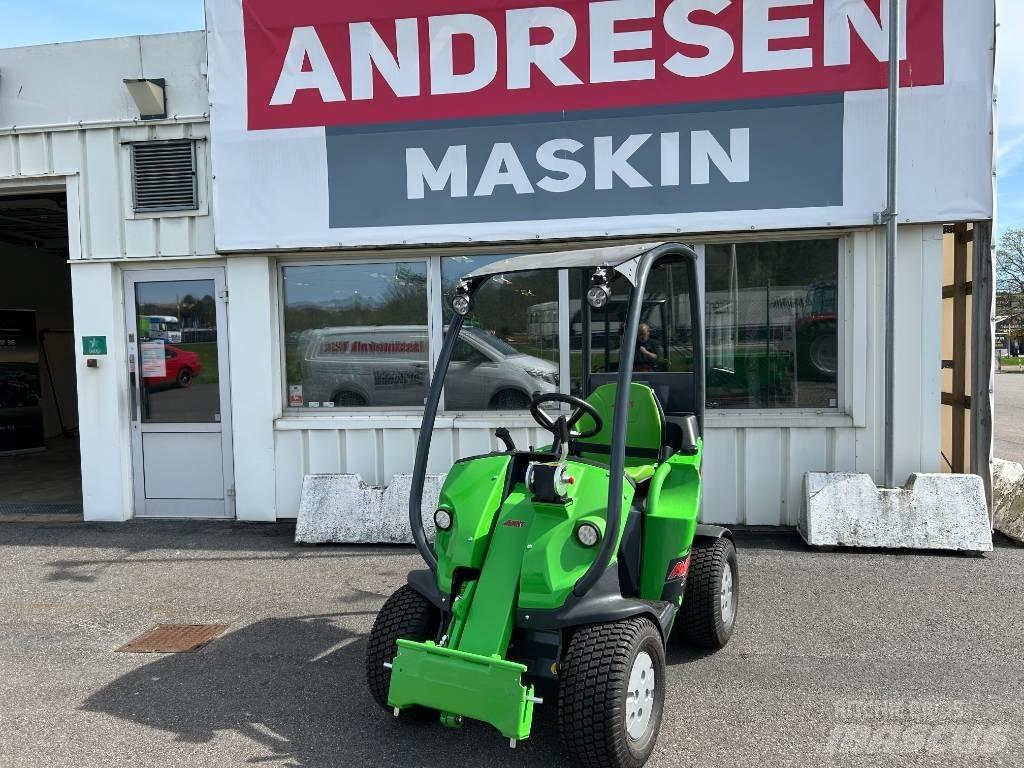 Avant 225 Skid steer mini utovarivači