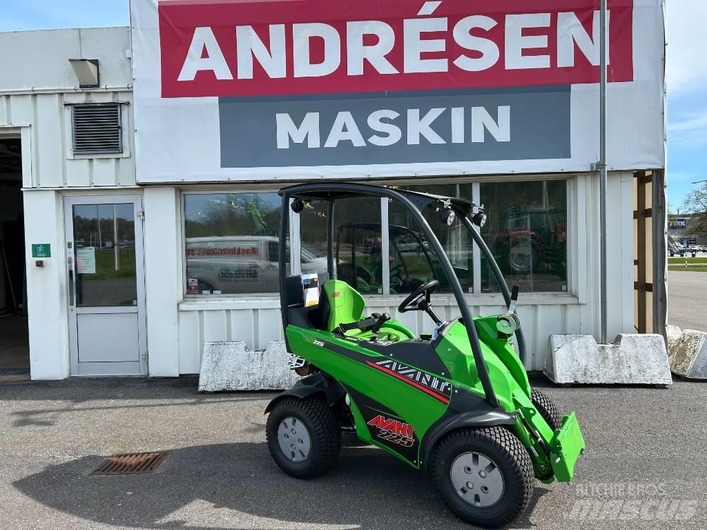 Avant 225 Skid steer mini utovarivači