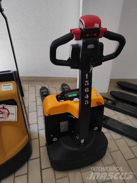  MB EPL154 Nisko podizni električni viljuškar