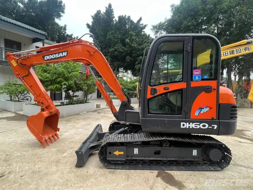 Doosan DH 60-7 Mini bageri < 7t