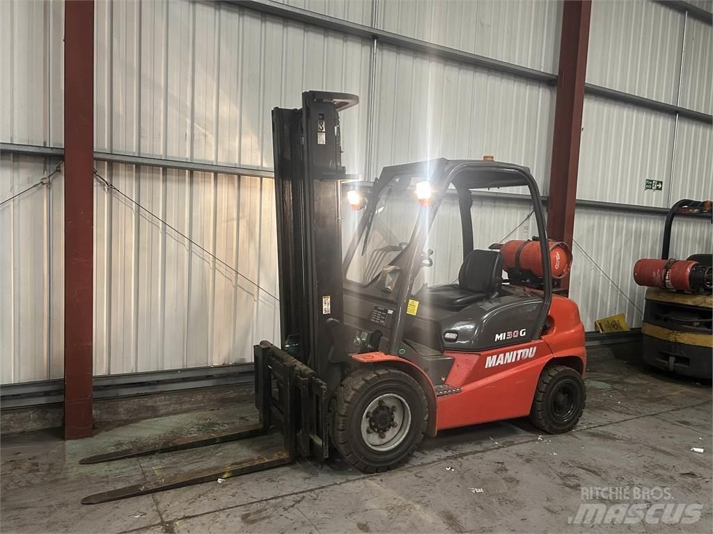 Manitou MI30G Plinski viljuškari