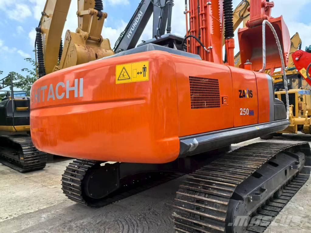 Hitachi ZX 250-3 G Bageri guseničari