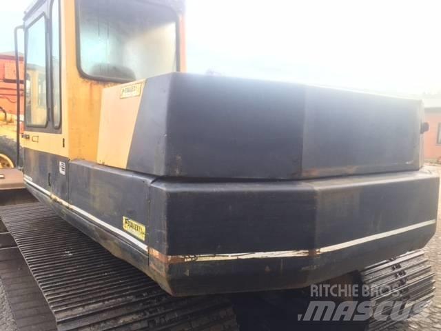 Komatsu PC120-3 Bageri guseničari