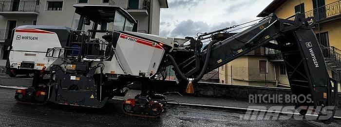 Wirtgen W200Fi Mašine za betonsku galanteriju