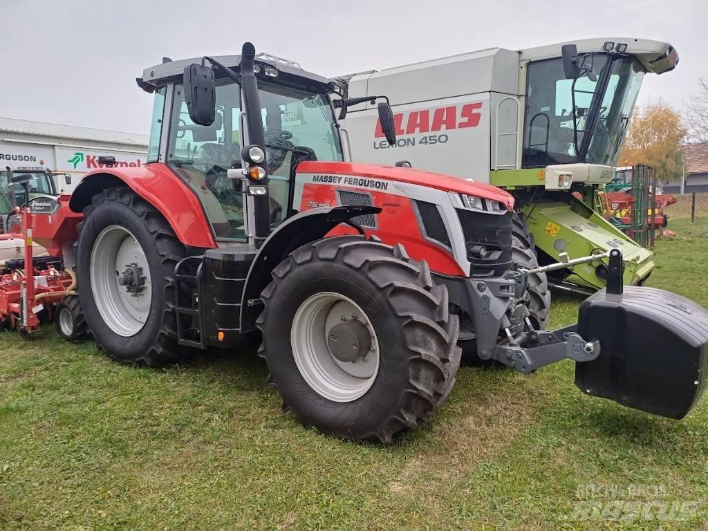 Massey Ferguson 7 S Traktori