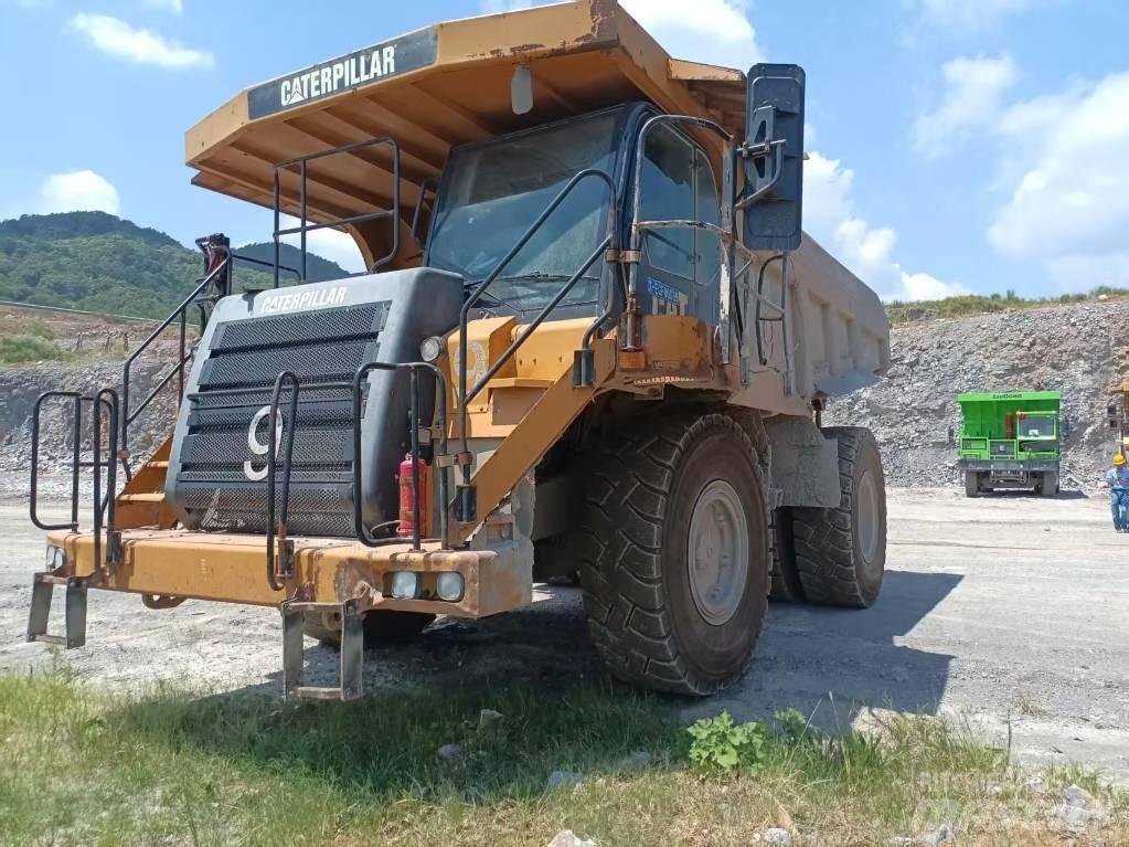 CAT 773 F Zglobni damperi