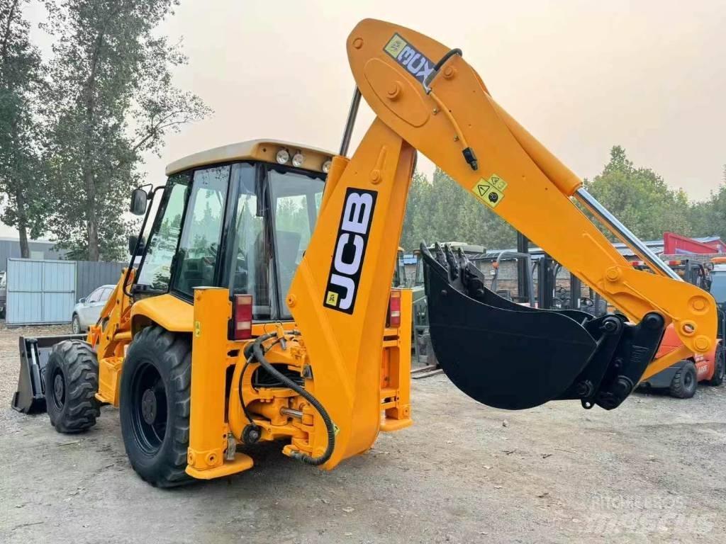 JCB 3 CX Rovokopači
