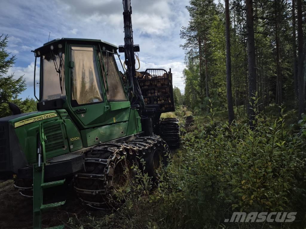 John Deere 1010 E Forvarderi