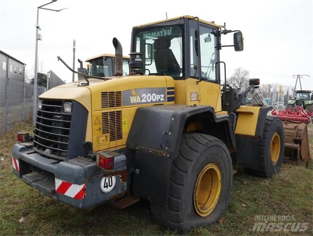 Komatsu WA 200 PZ Utovarivači na točkove