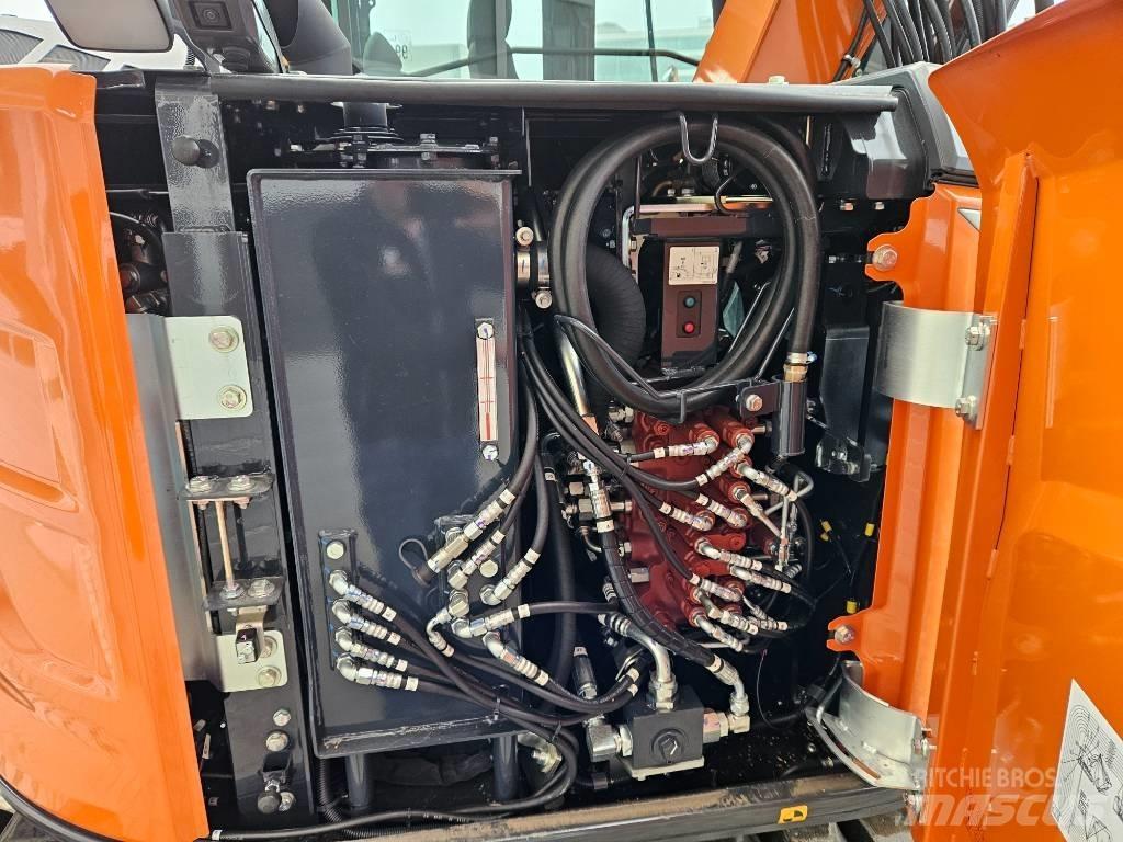 Hitachi ZX95US-7 Midi bageri 7t – 12t