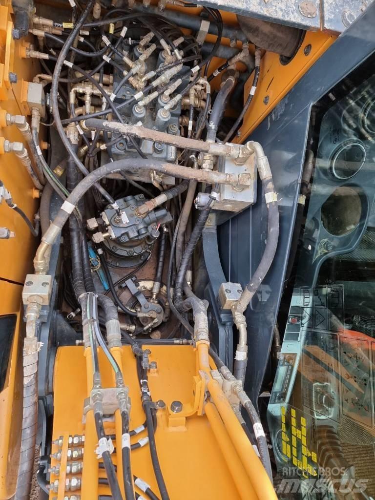 Hyundai HX 140 L Bageri guseničari