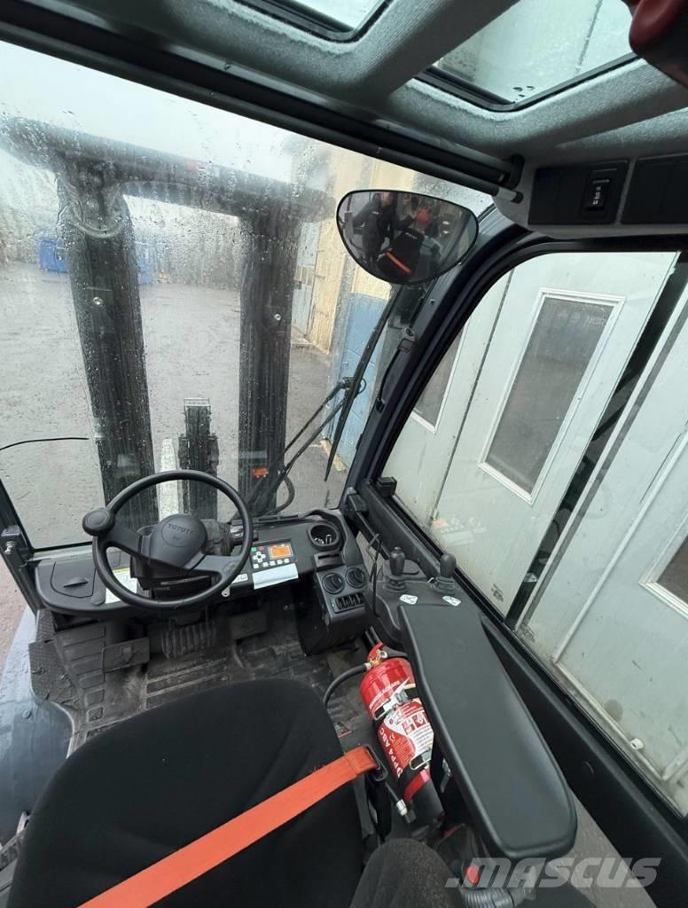 Toyota truck 8FD30F Dizelski viljuškari