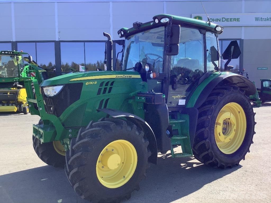 John Deere 6130R Traktori