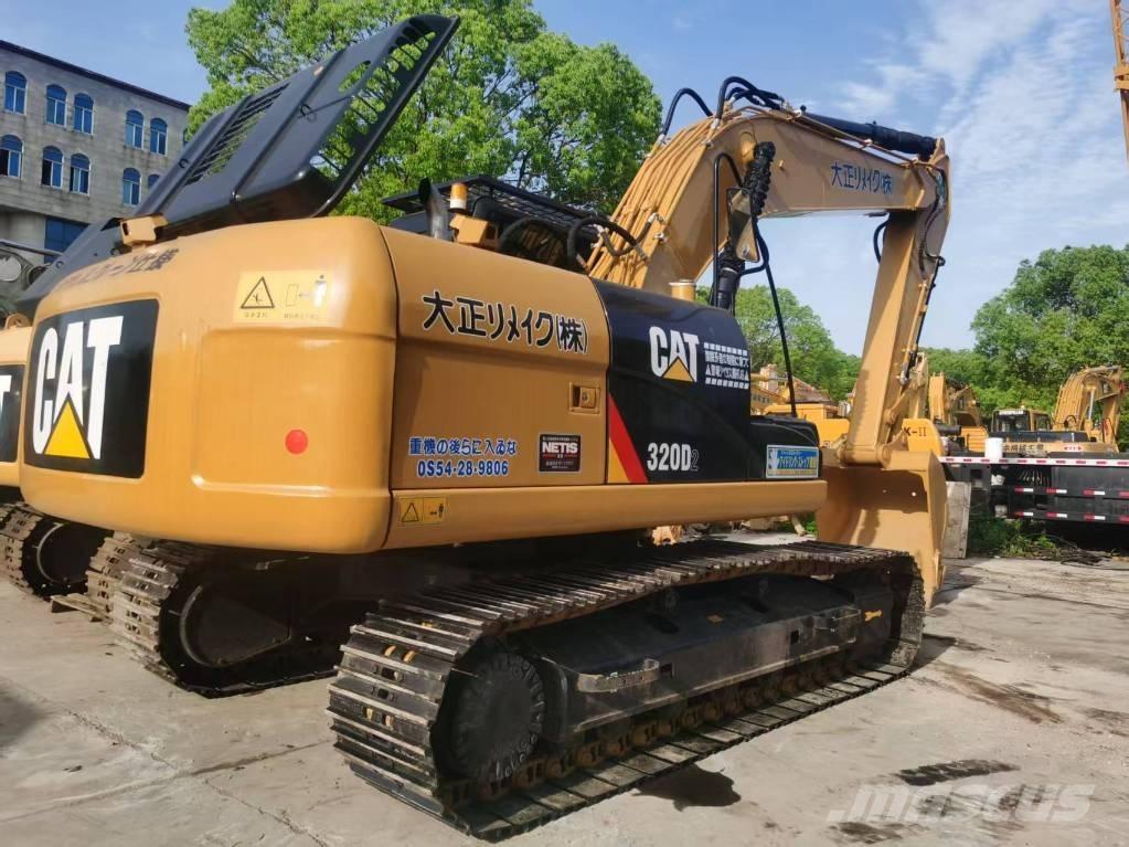 CAT 320D2 Bageri guseničari