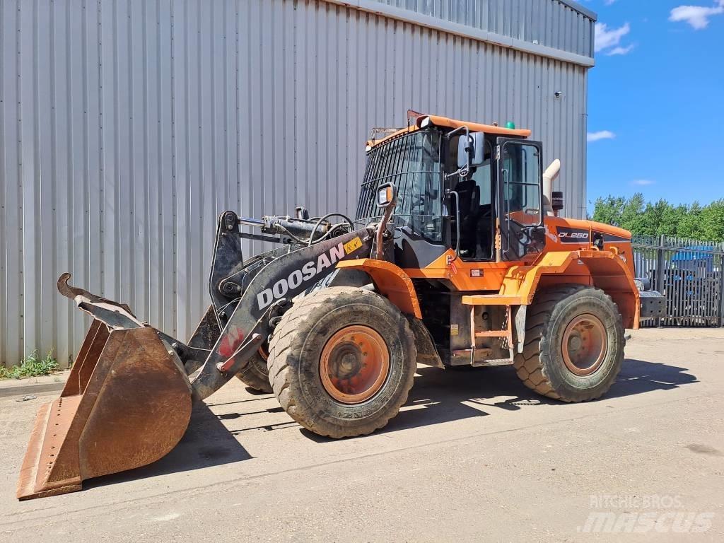 Doosan DL 250 Utovarivači na točkove