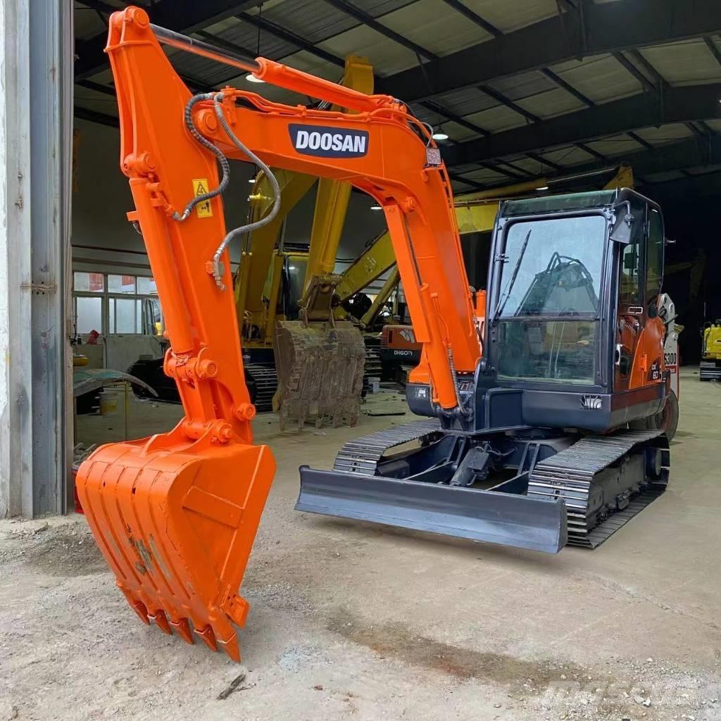 Doosan DX 60-9 C Midi bageri 7t – 12t