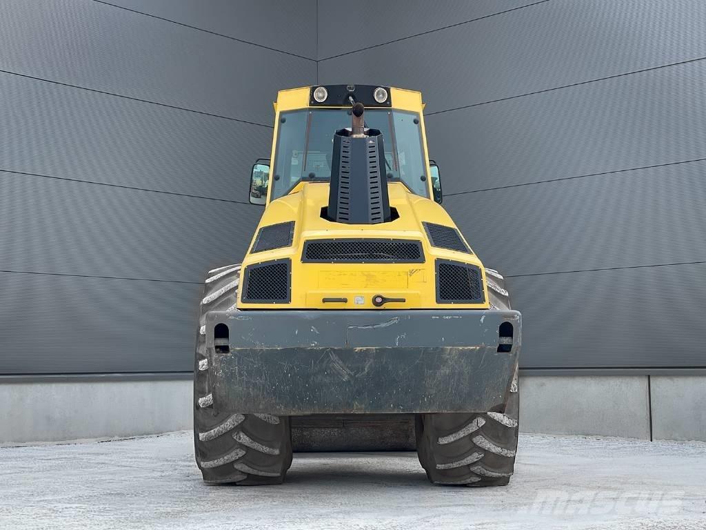 Bomag BW 216 DH-4i Valjci sa jednim bubnjem