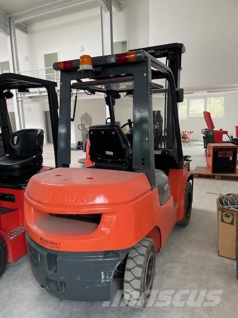 Toyota 62-7FDF30 Dizelski viljuškari