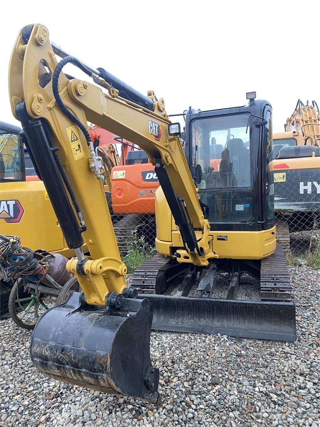 CAT 303E Bageri guseničari