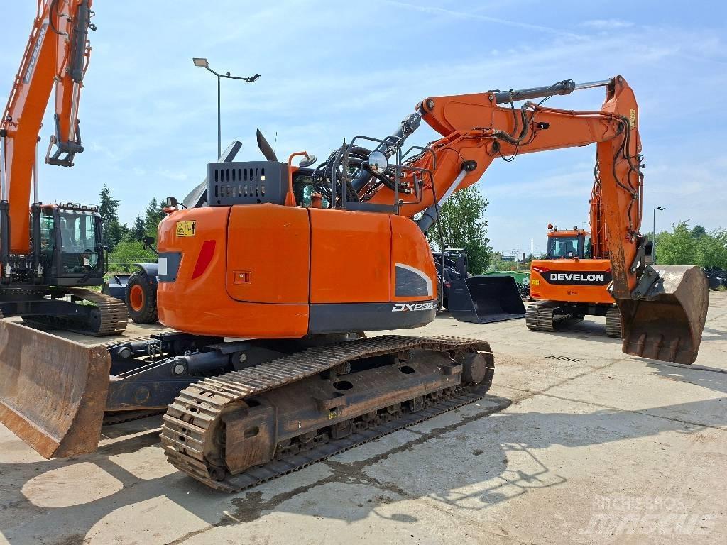 Doosan DX 235 LCR-5 Bageri guseničari