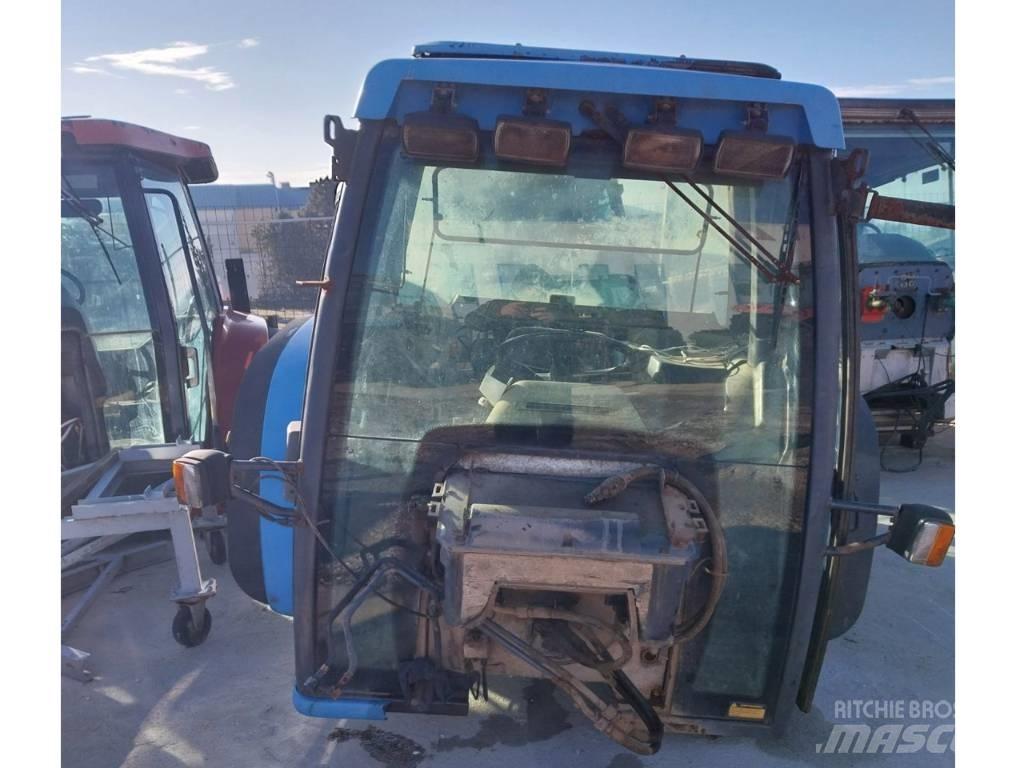 Landini Legend 115 Kabine i unutrašnjost