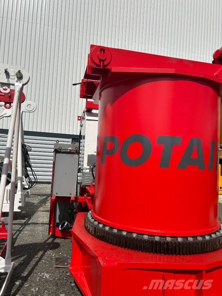 Potain MDT219-J8 Kranovi tornjevi